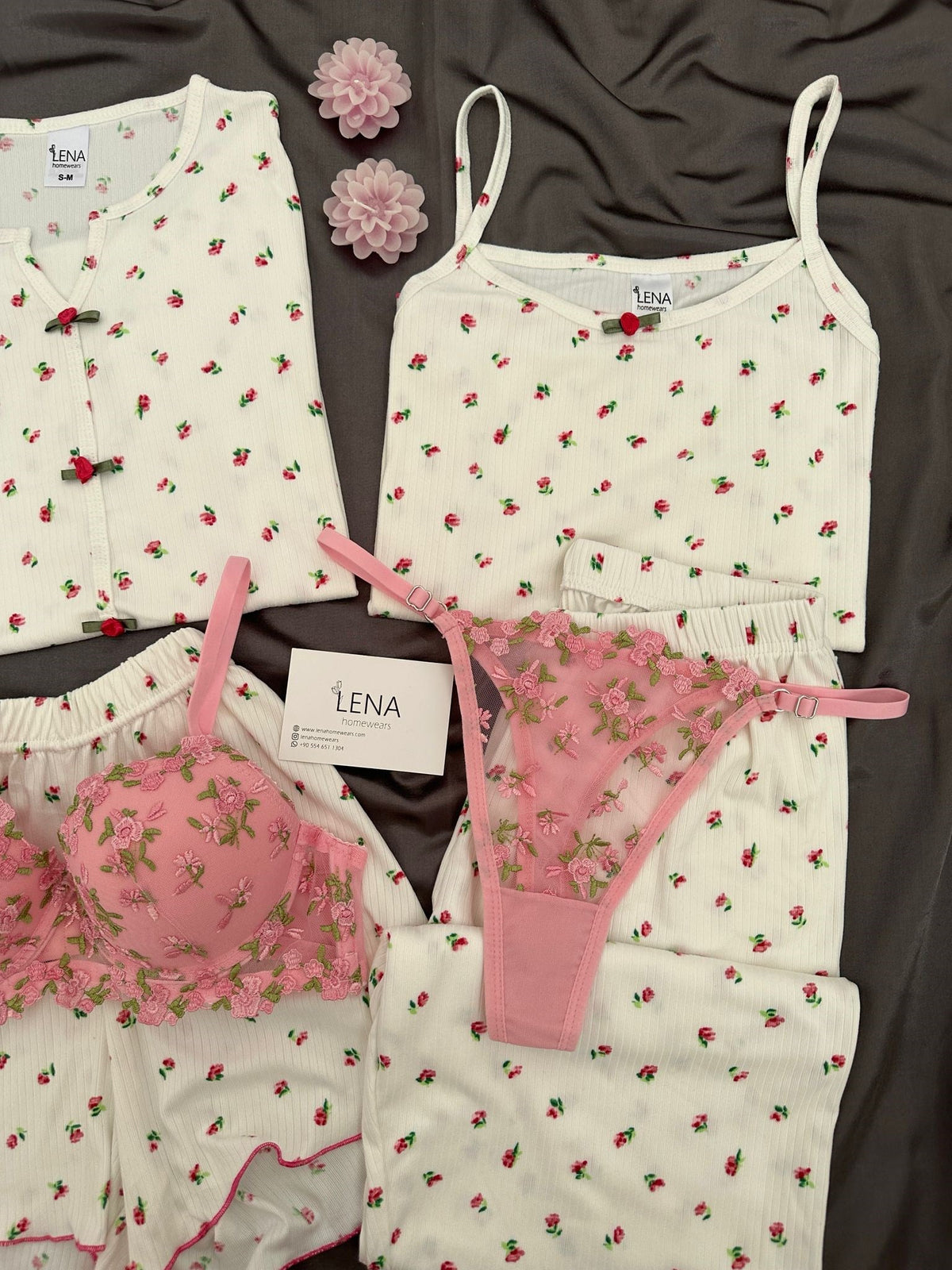 Paradise Flower Patterned Off-White 6-Piece Oslo Pajama Set