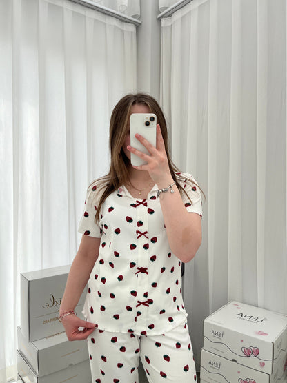 Strawberry Patterned 6-Piece Oslo Pajama Set