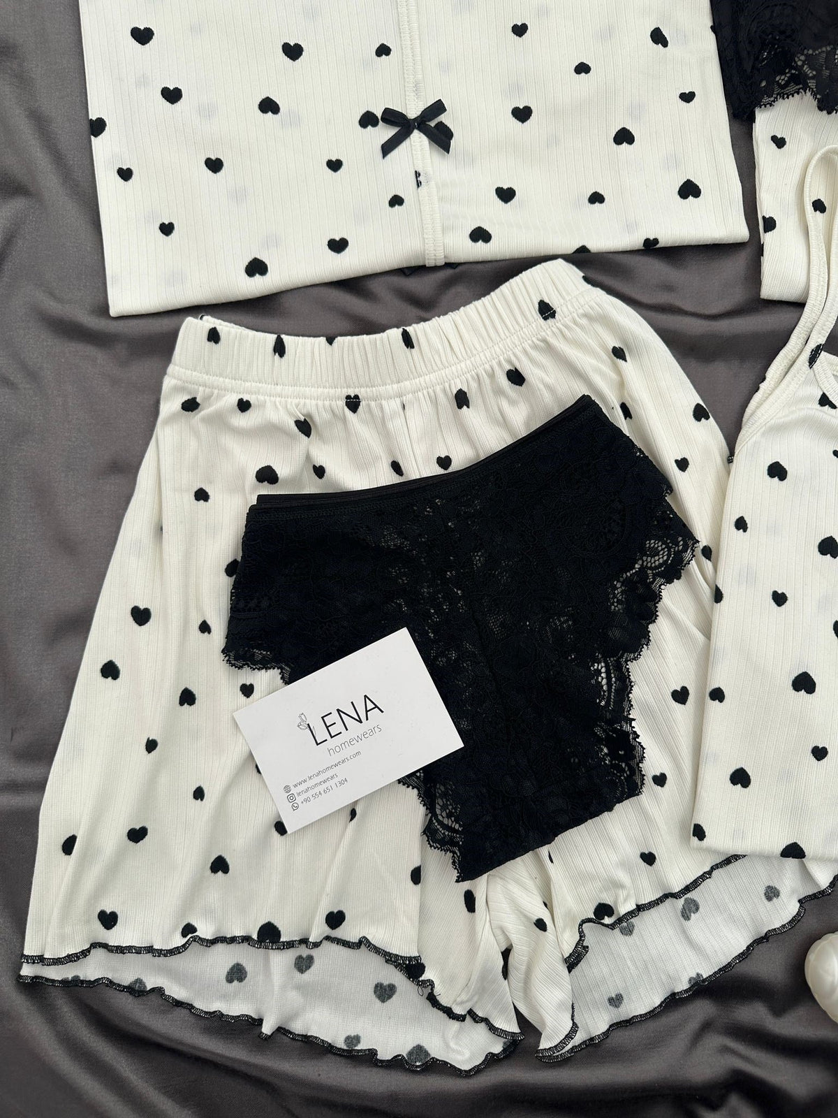 Black Heart Patterned 6-Piece Oslo Pajama Set